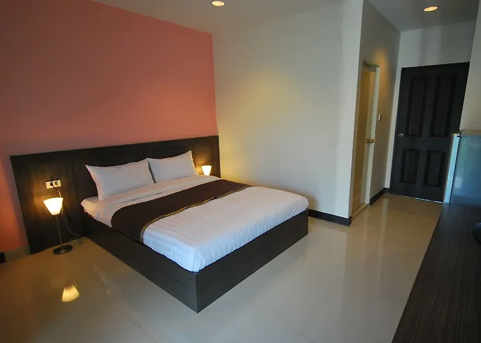 Baan Mina Aparthotel 2*