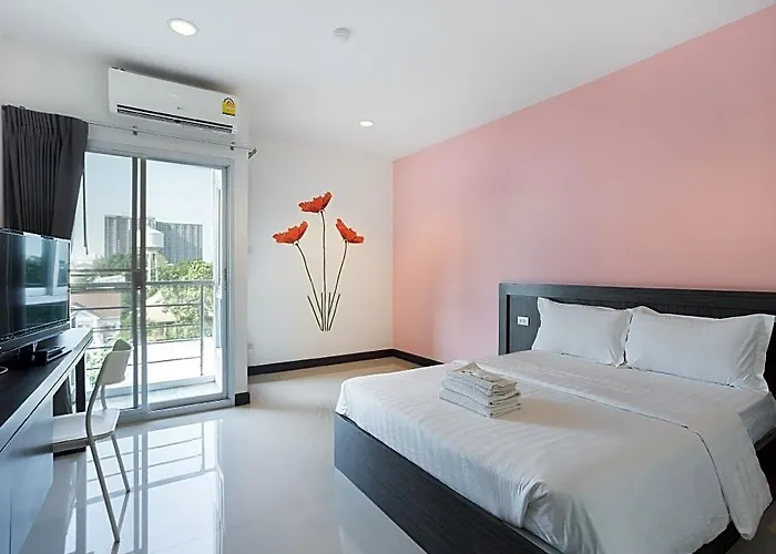 Baan Mina 2*