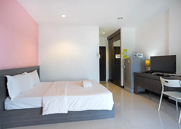 Baan Mina Aparthotel