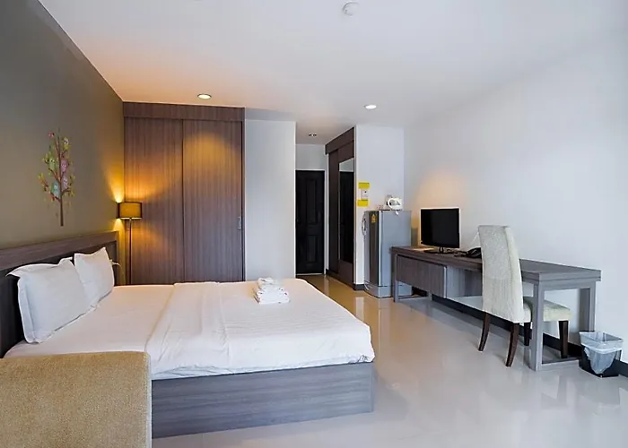 Baan Mina 2*